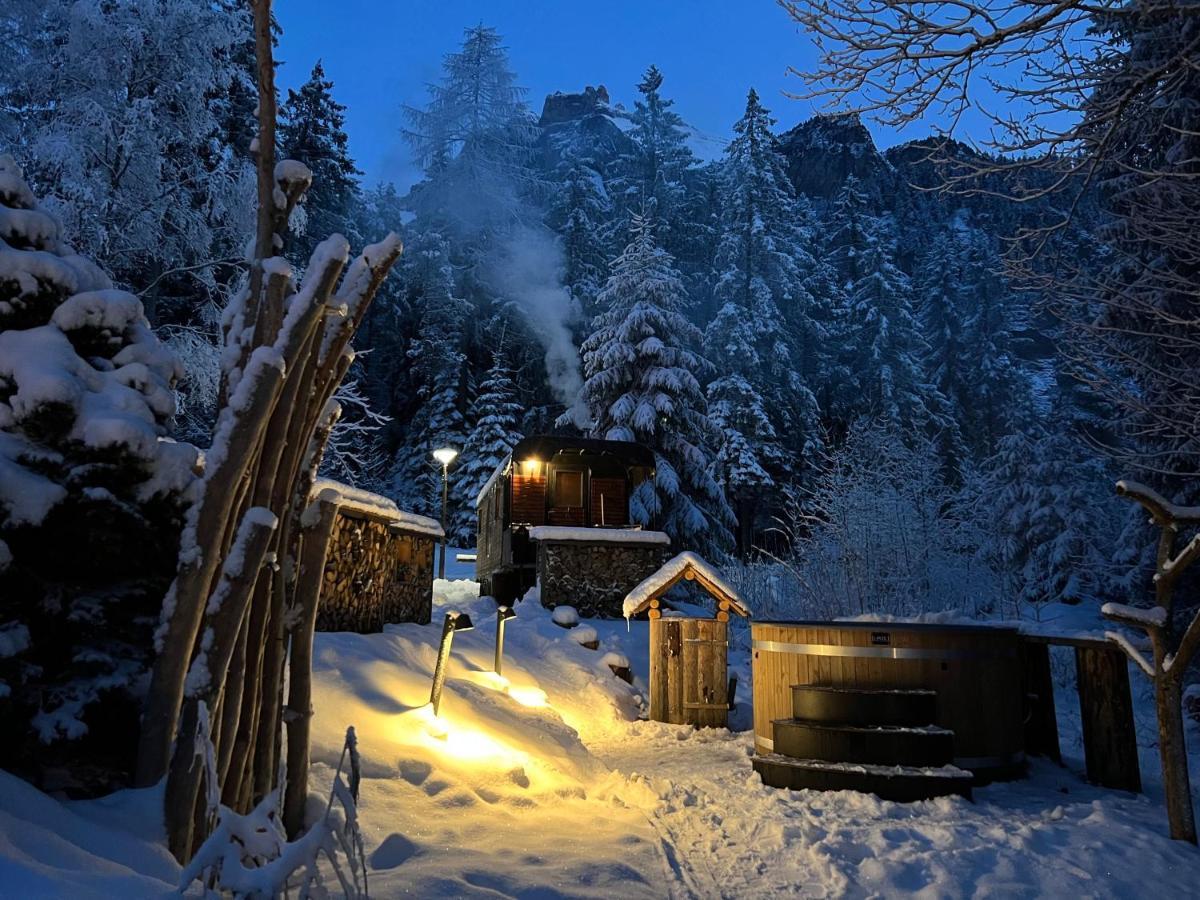 Typically Swiss Hotel Ermitage Kandersteg Exterior photo